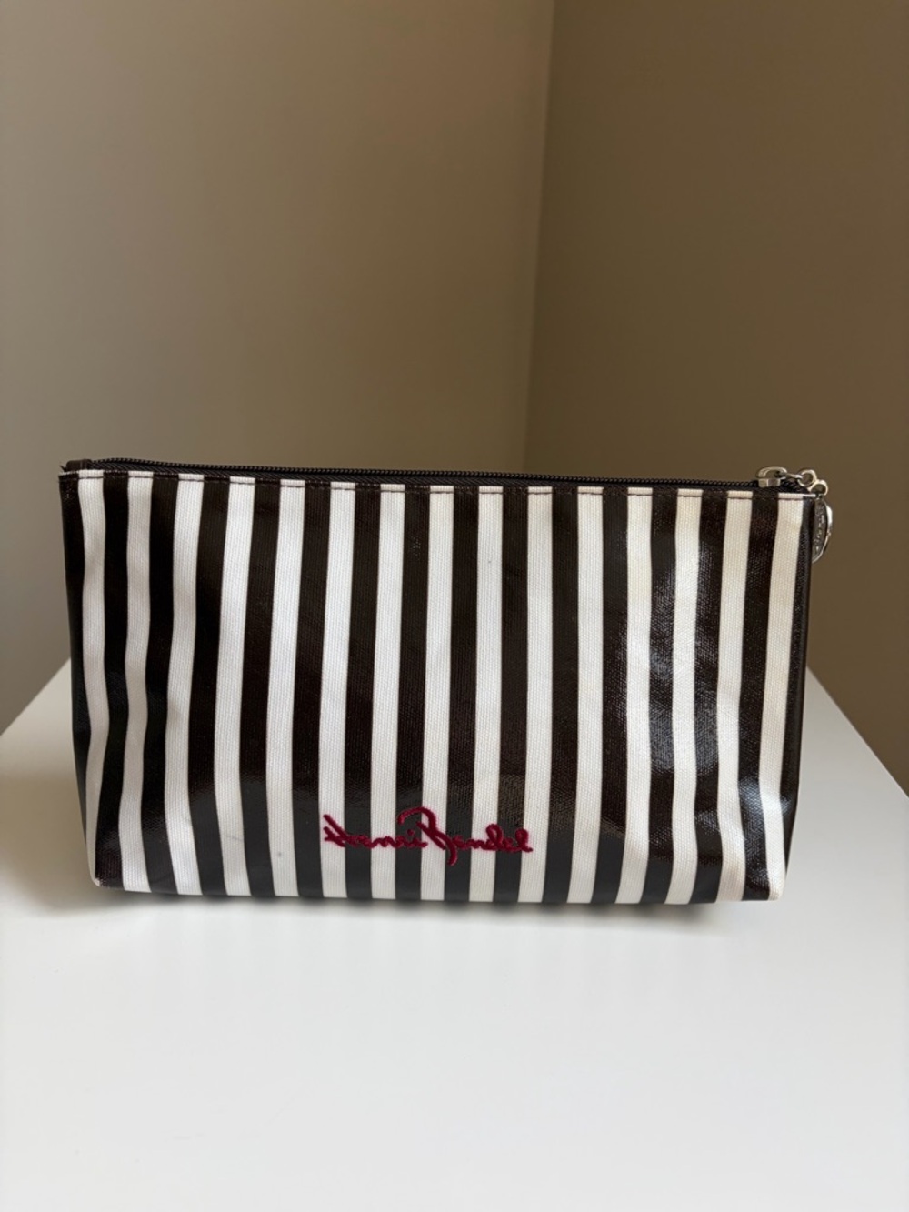 Henri Bendel Cosmetic Bag - Picture 2 of 11